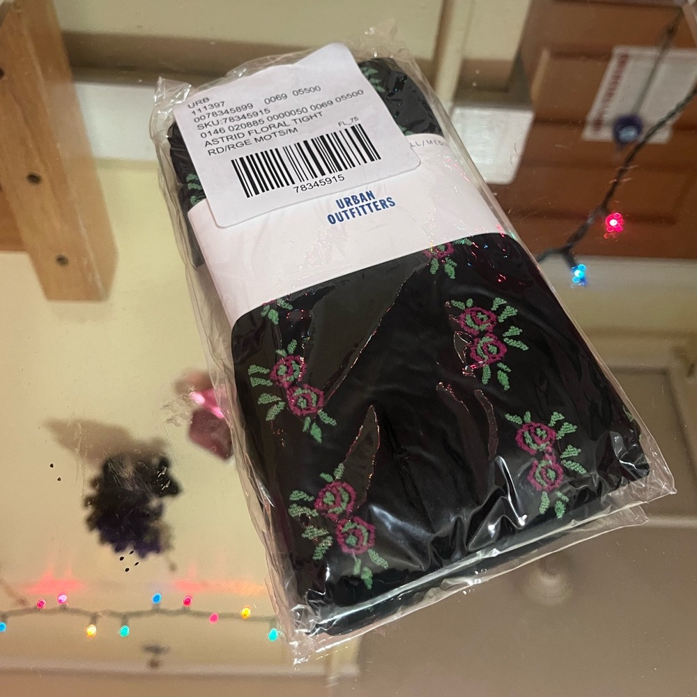 !SOLD! Urban Outfitters Flower Tights OS